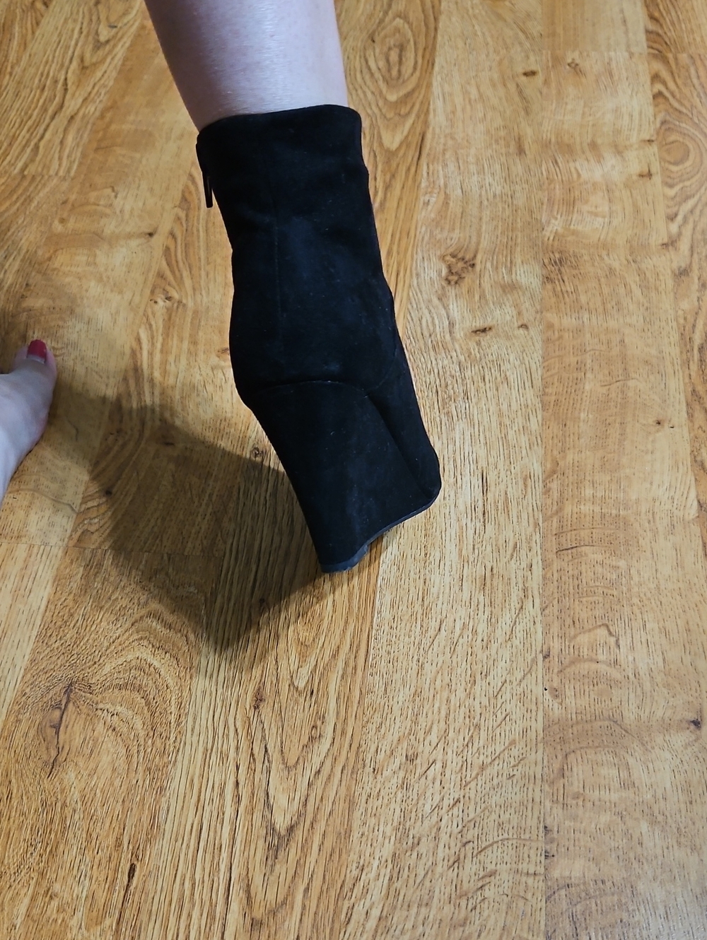Christian Siriano Black Suede-Look Ankle Booties with Side Zip - Picture 6 of 8
